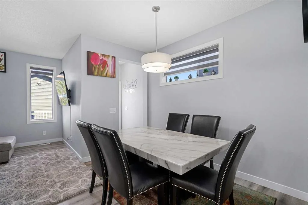 188 Evanston Hill NW