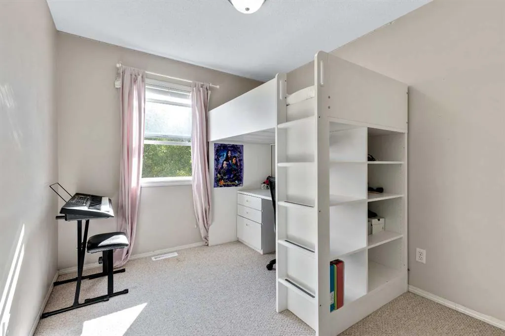 105 Prairie Sound Circle NW