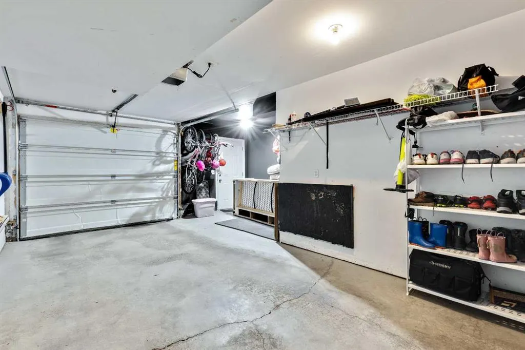 105 Prairie Sound Circle NW
