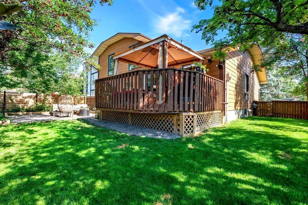 318 Shawnessy Drive SW