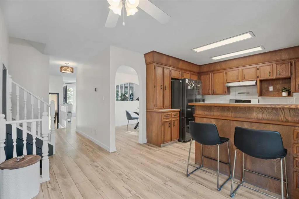 318 Shawnessy Drive SW