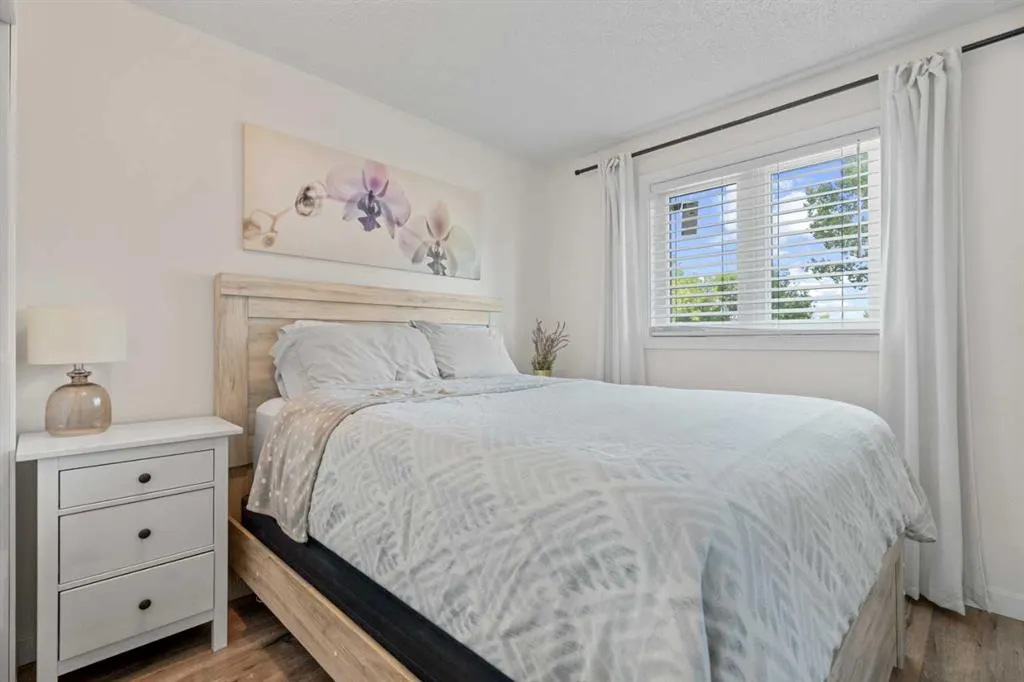 318 Shawnessy Drive SW