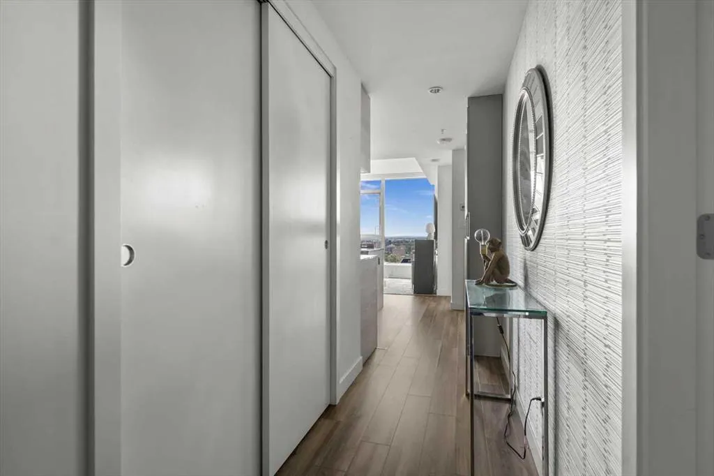 310 12 Avenue SW, #2307