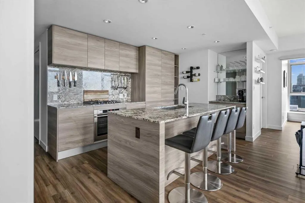 310 12 Avenue SW, #2307