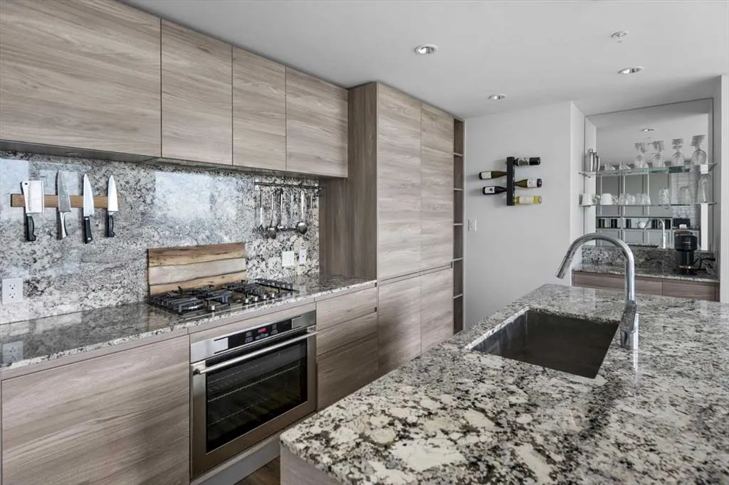 310 12 Avenue SW, #2307