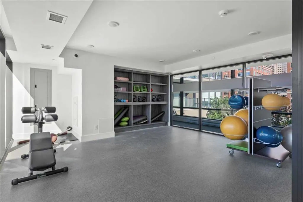 310 12 Avenue SW, #2307