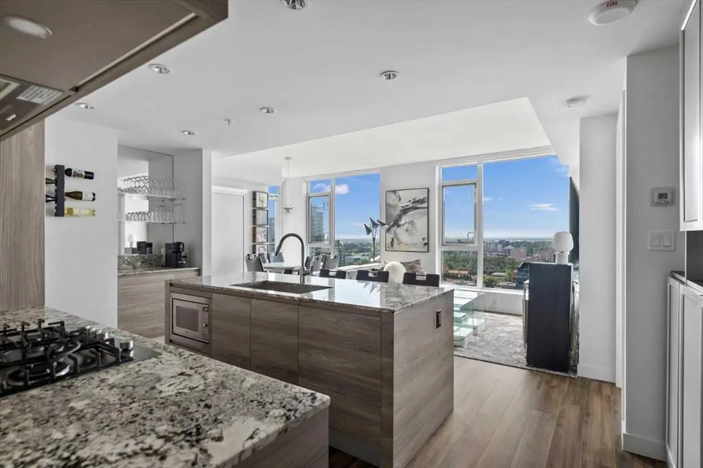 310 12 Avenue SW, #2307