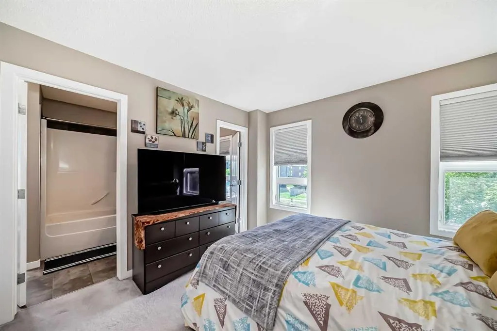519 Copperpond Boulevard SE