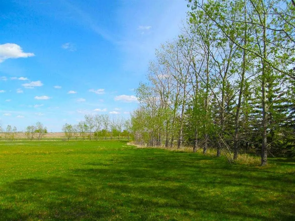 275182 Glenmore Trail