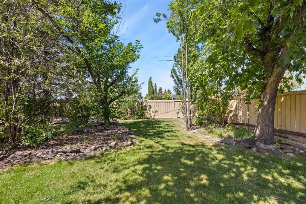 108 Jensen Drive NE
