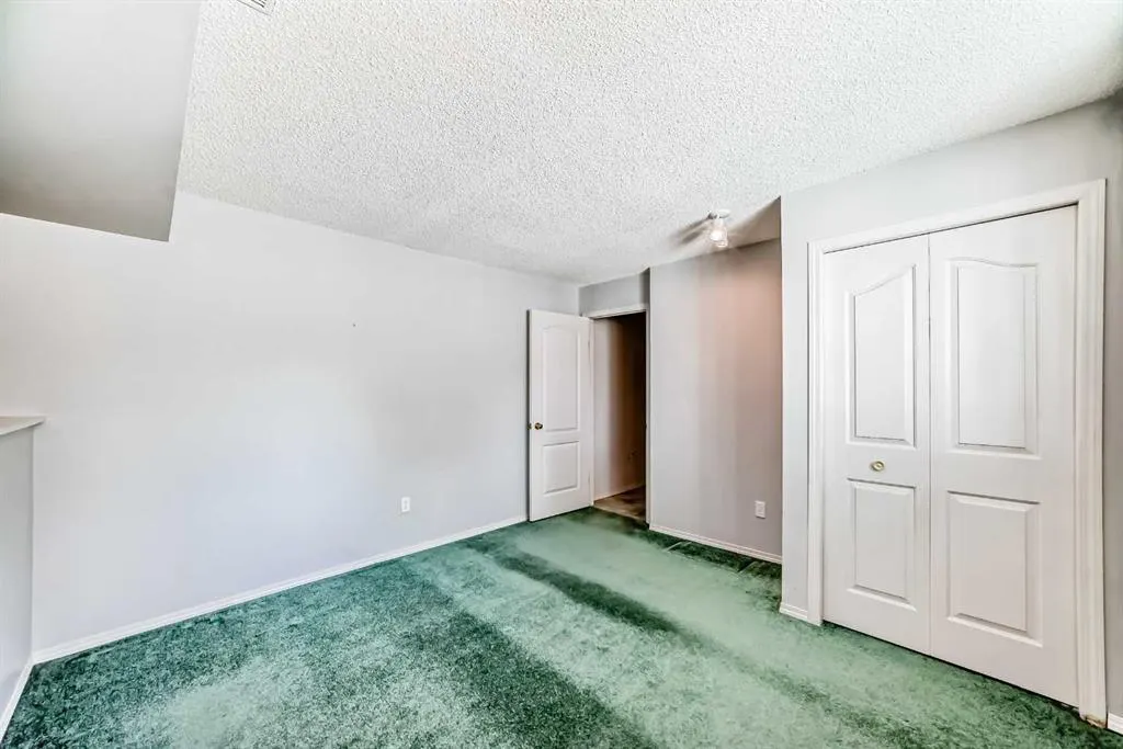 33 Thorndale Close SE