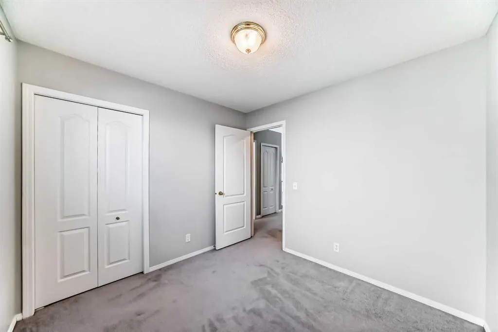 33 Thorndale Close SE