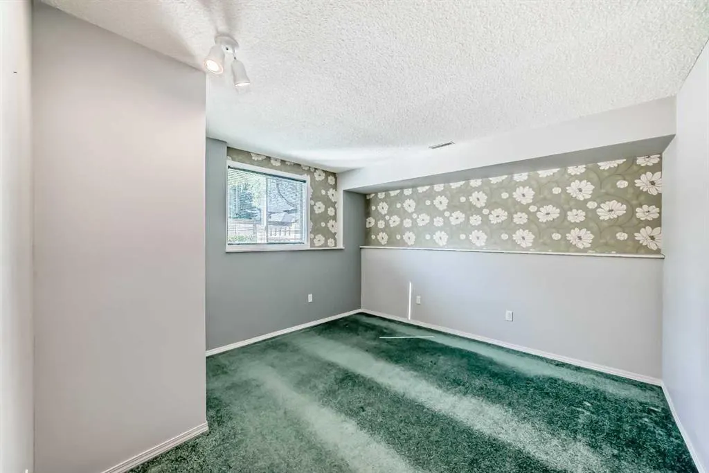 33 Thorndale Close SE
