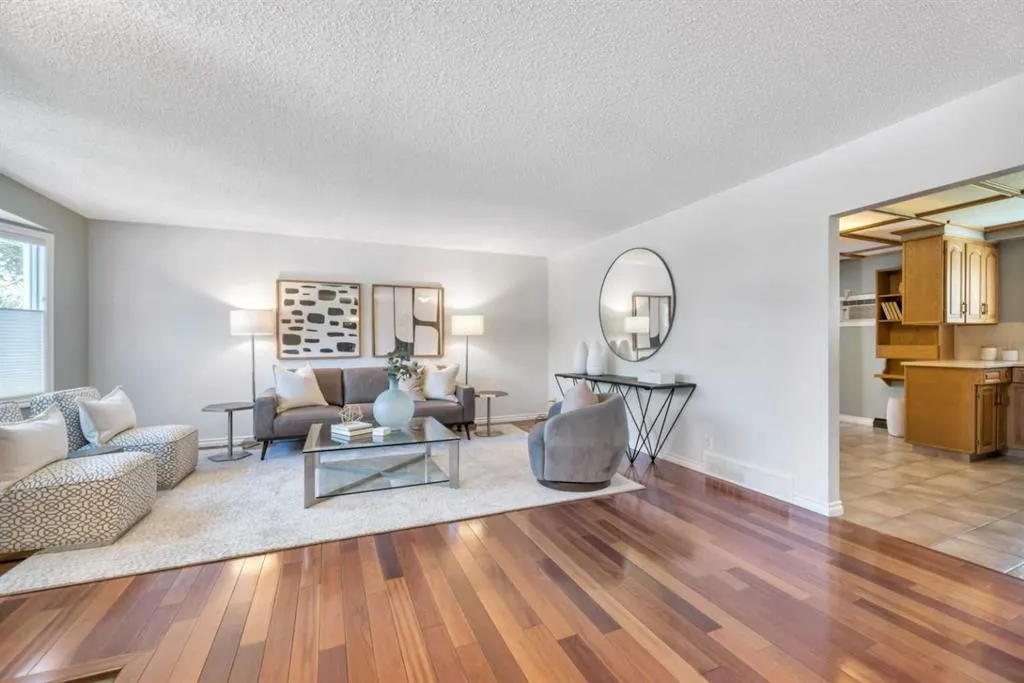 17 Windermere Road SW