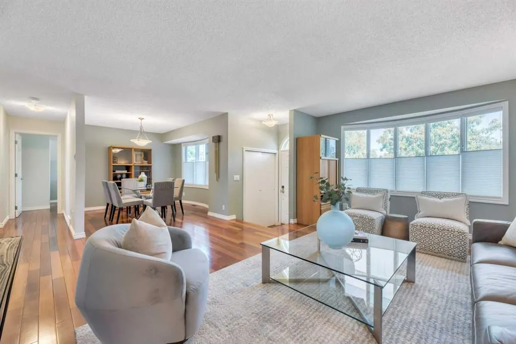 17 Windermere Road SW