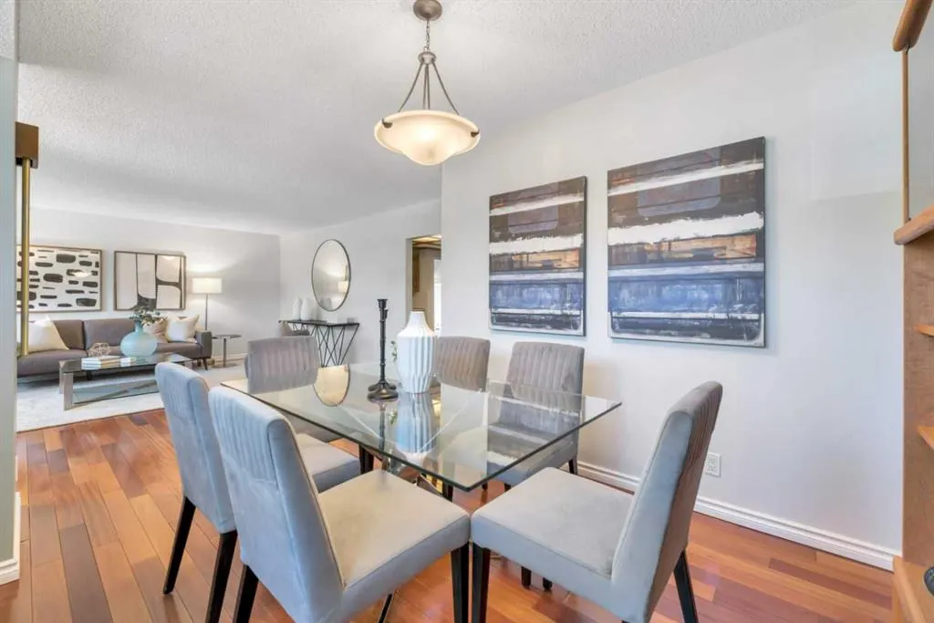 17 Windermere Road SW