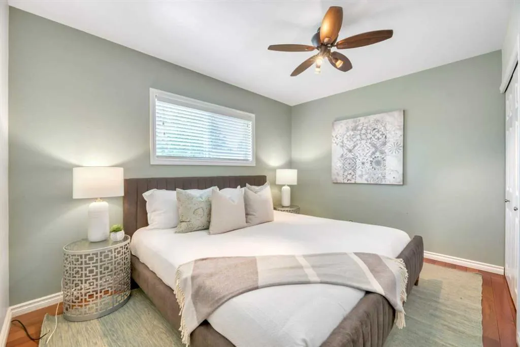17 Windermere Road SW