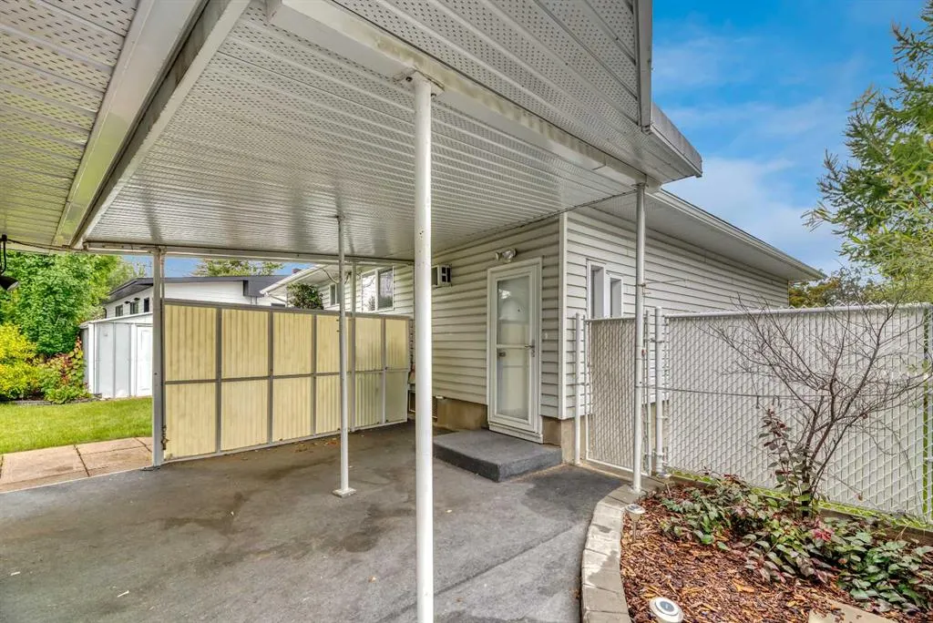 17 Windermere Road SW