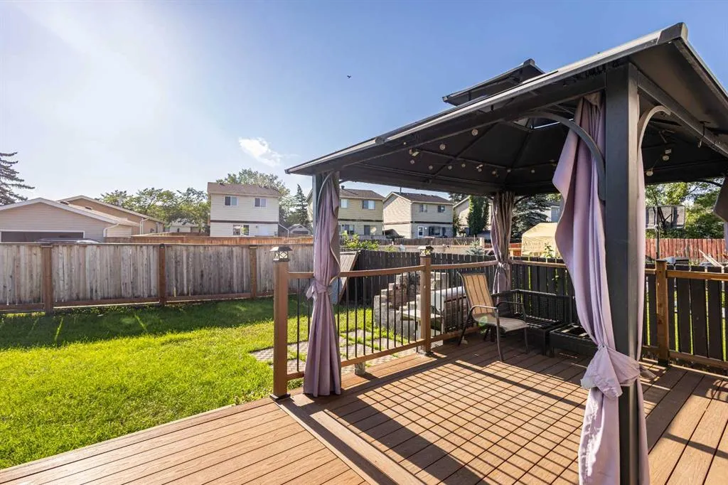 32 Erin Mount Crescent SE