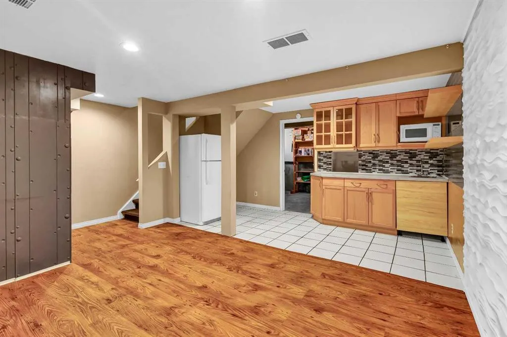 32 Erin Mount Crescent SE