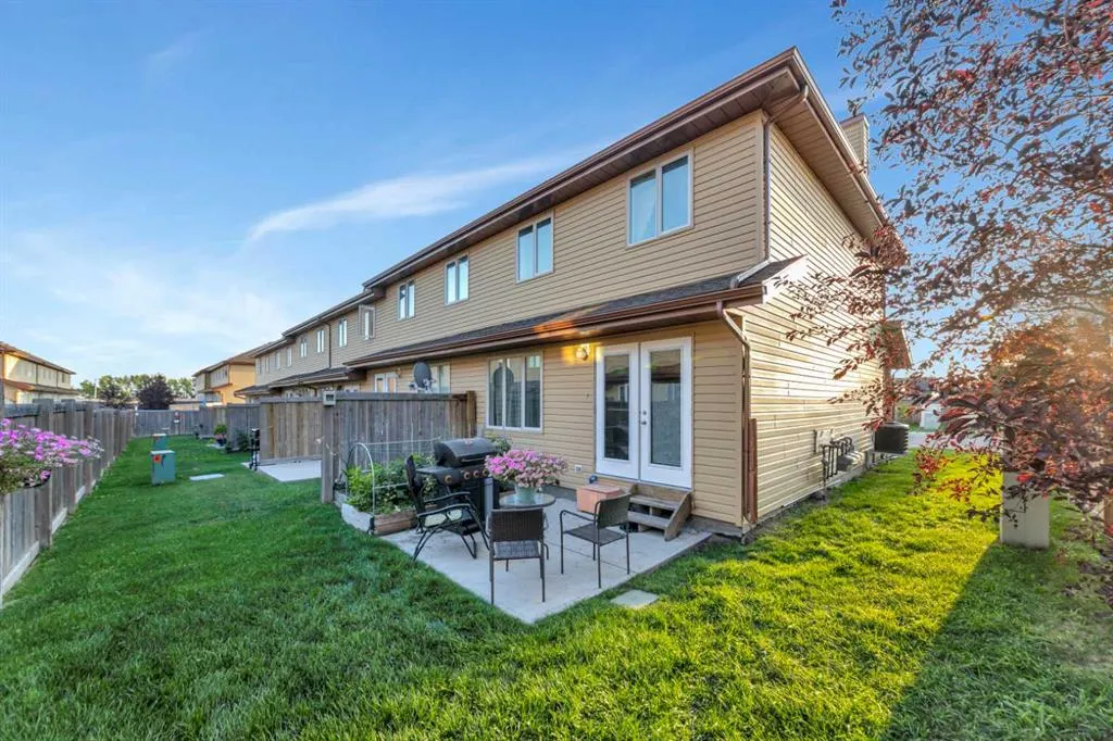 1407 53 Avenue, #1