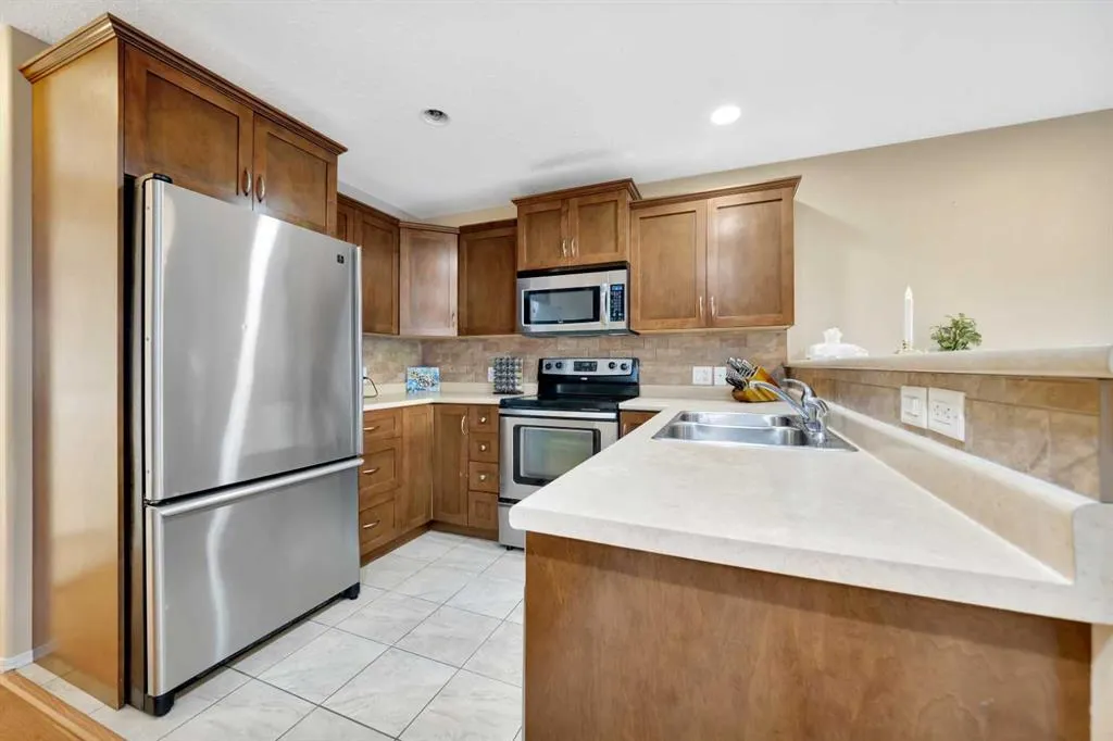 1407 53 Avenue, #1