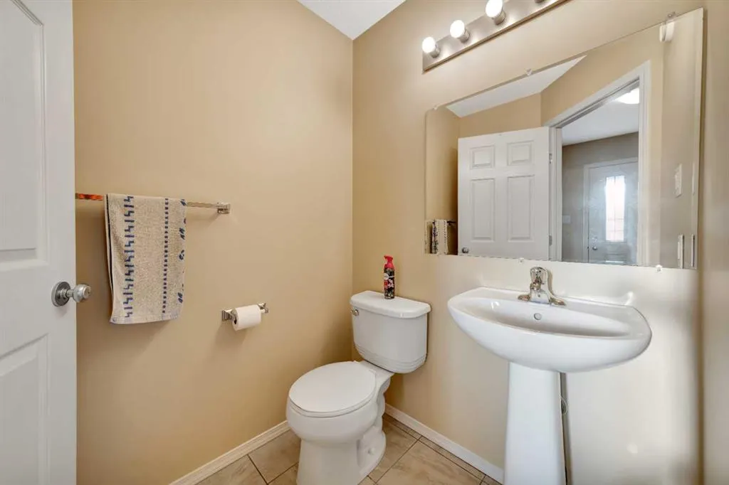 1407 53 Avenue, #1