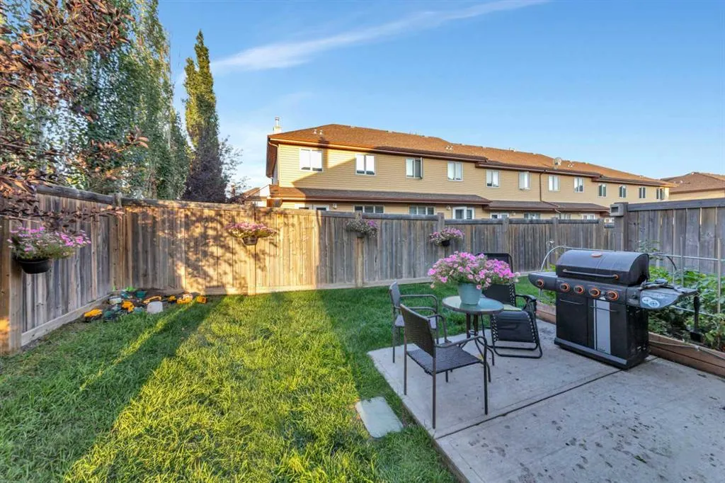 1407 53 Avenue, #1