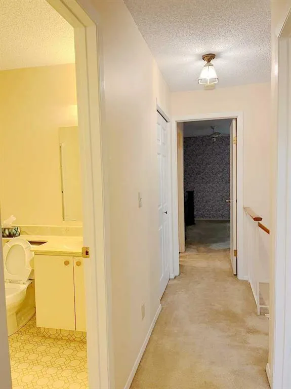 33 Millrise Lane SW
