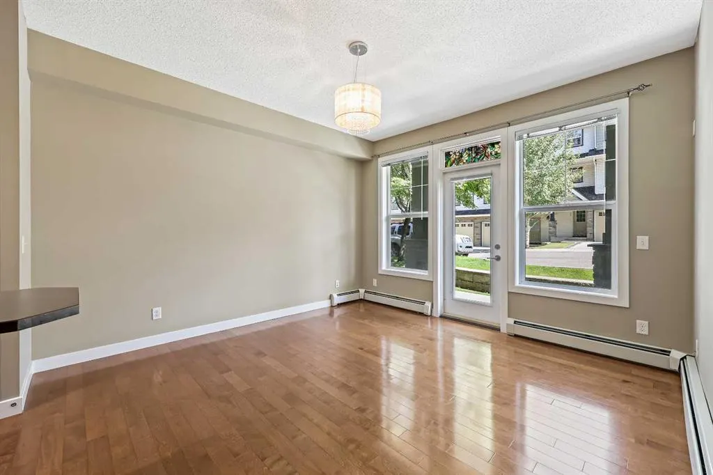 48 Panatella Road NW, #102