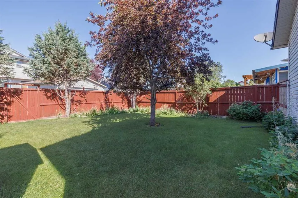 19 Erin Grove SE