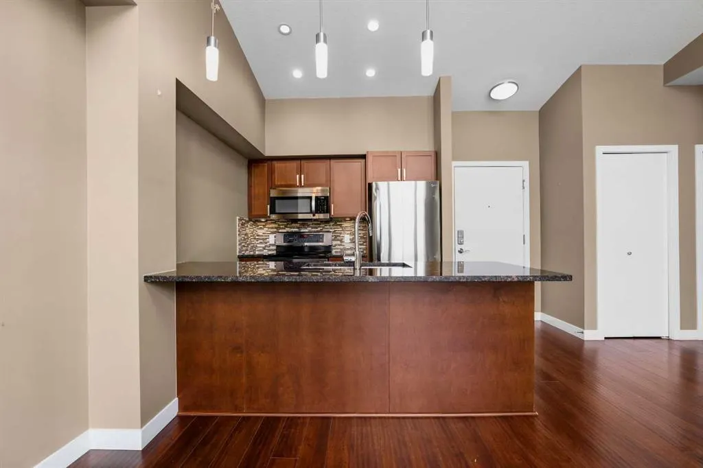 4303 1 Street NE, #409