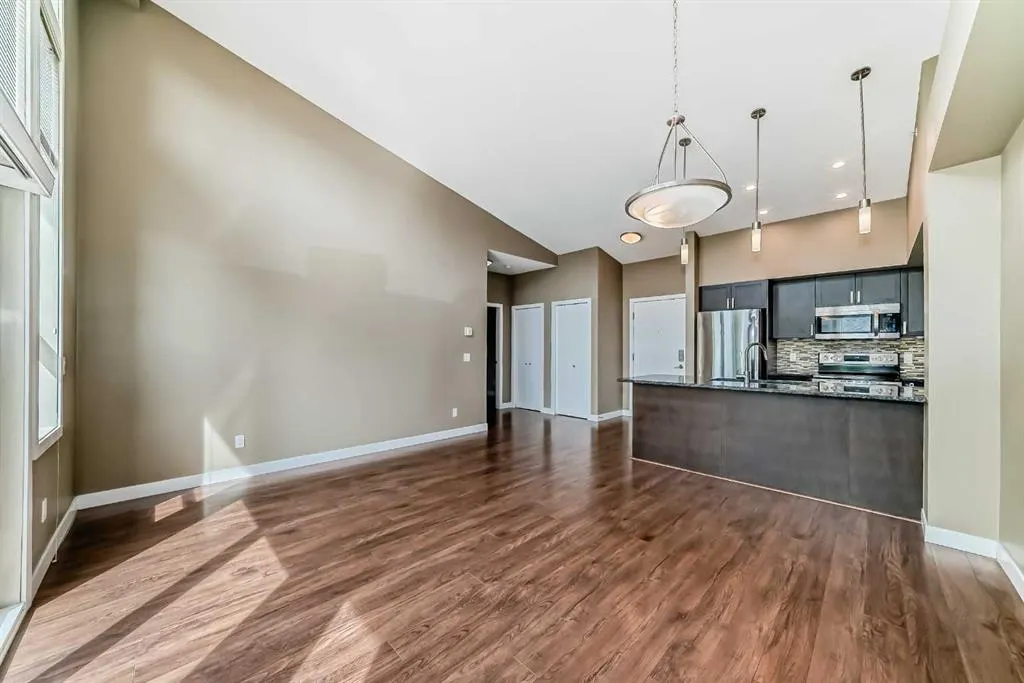 4303 1 Street NE, #408