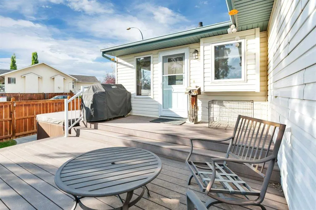 77 Kingston Drive