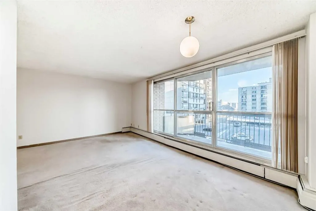 340 14 Avenue SW, #401