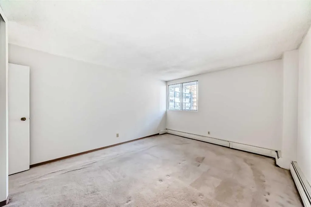 340 14 Avenue SW, #401