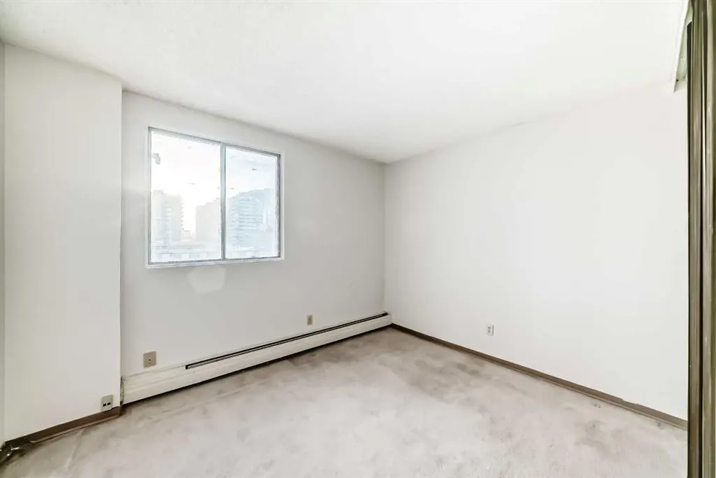 340 14 Avenue SW, #401