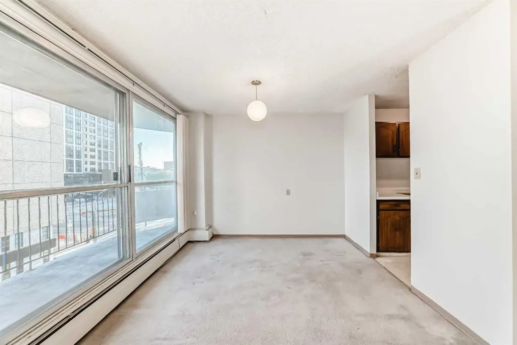 340 14 Avenue SW, #401