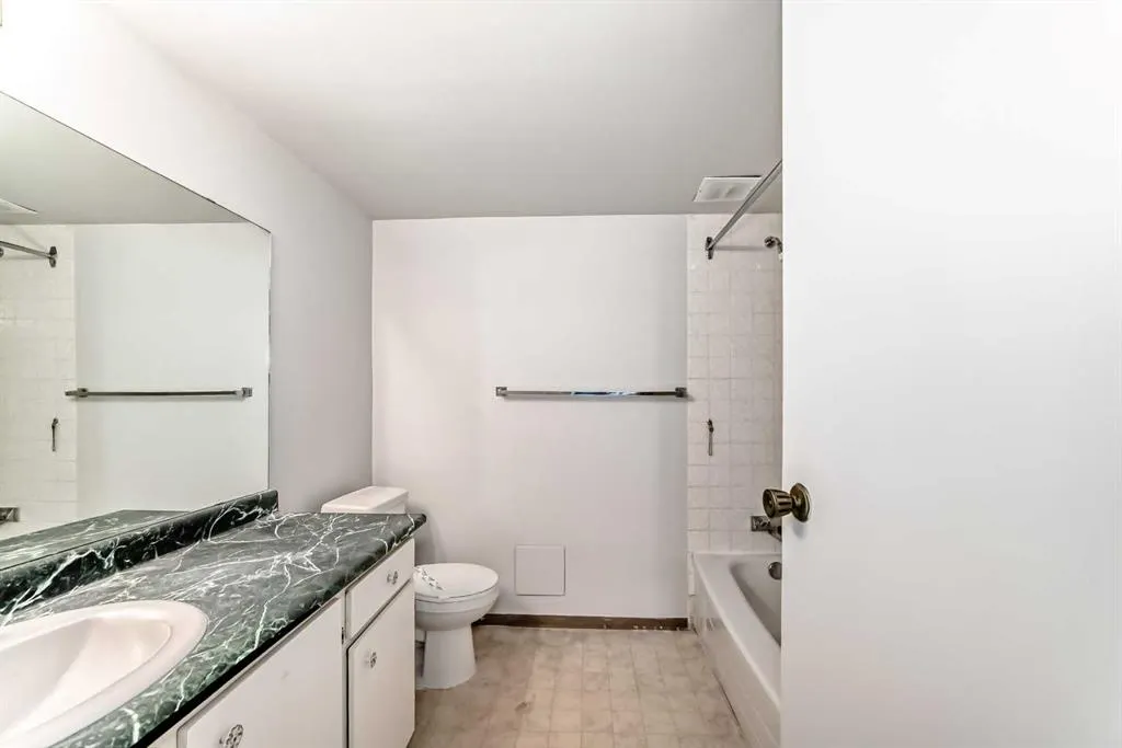 340 14 Avenue SW, #401