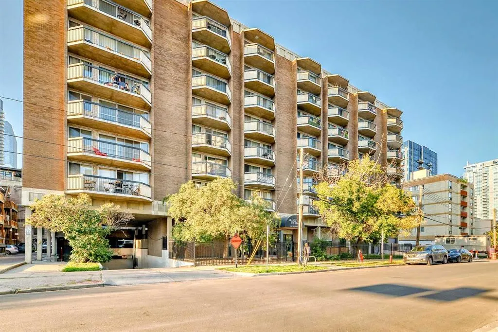 340 14 Avenue SW, #401
