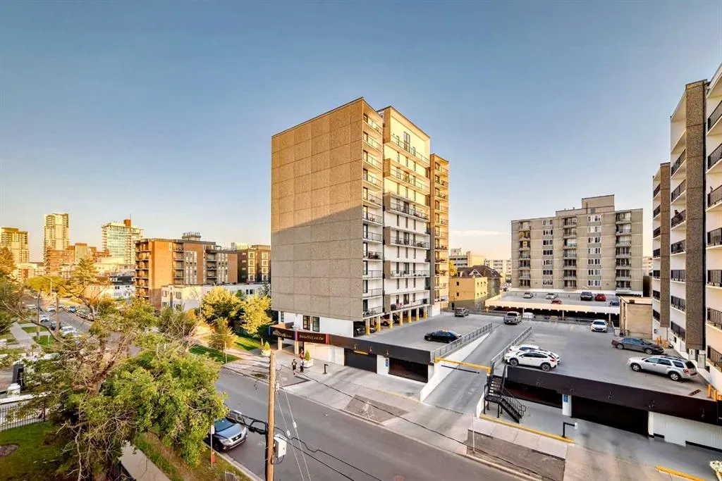 340 14 Avenue SW, #401