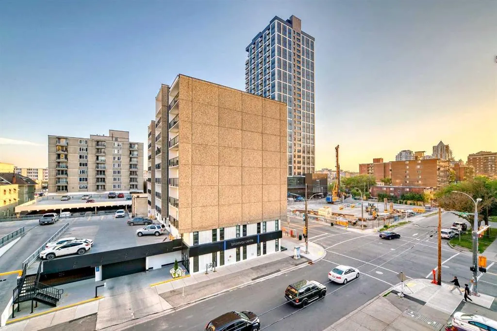 340 14 Avenue SW, #401