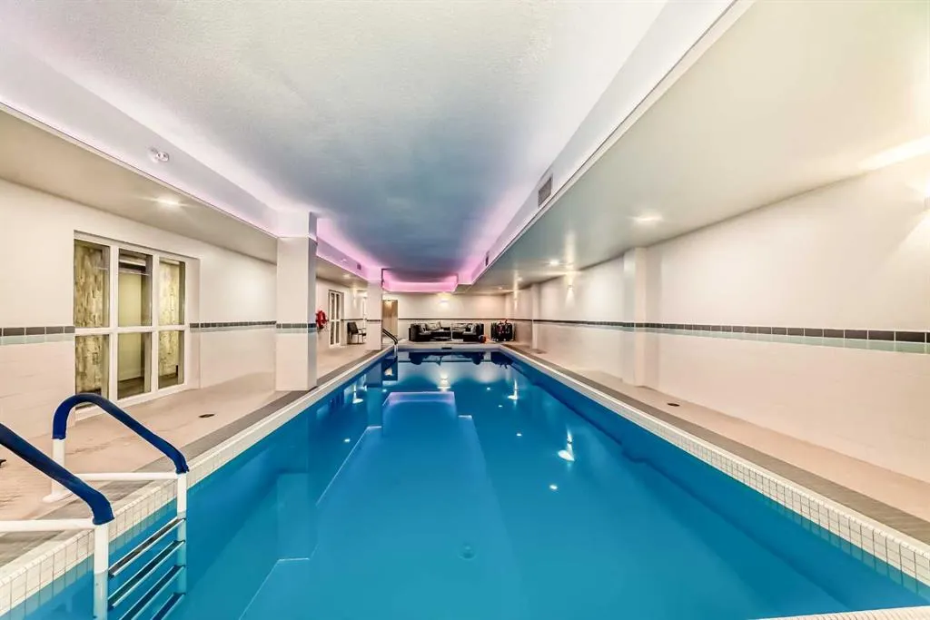 340 14 Avenue SW, #401