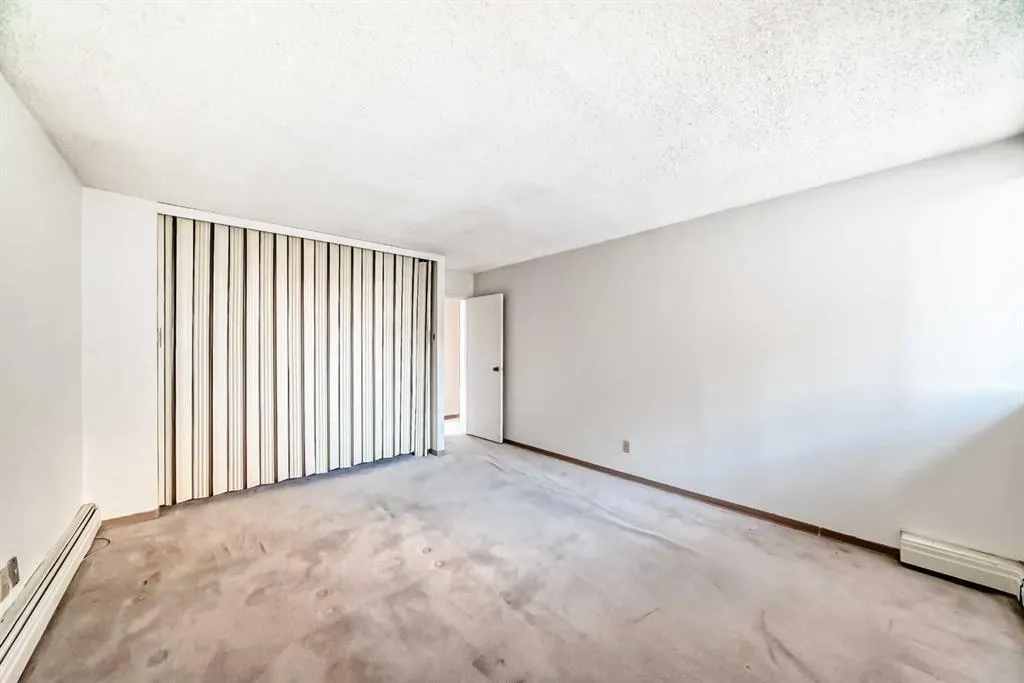 340 14 Avenue SW, #401
