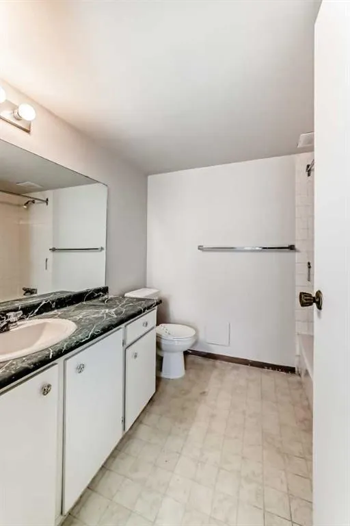 340 14 Avenue SW, #401