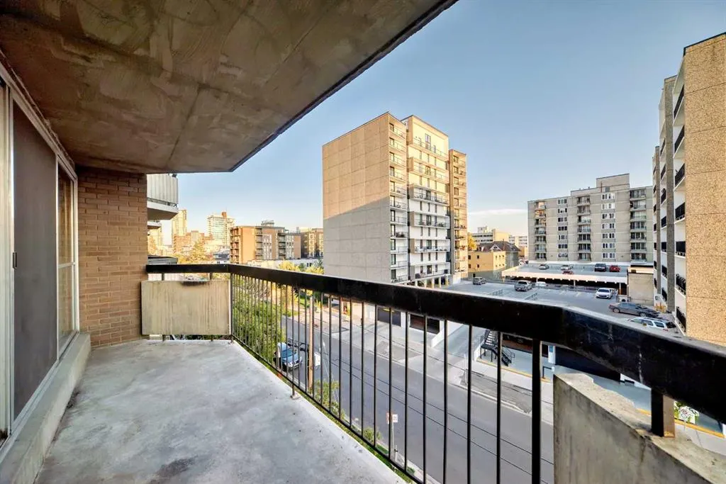 340 14 Avenue SW, #401