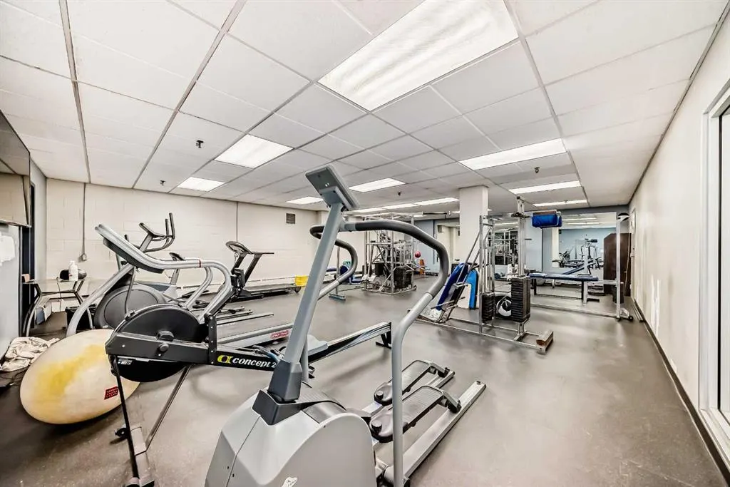 340 14 Avenue SW, #401