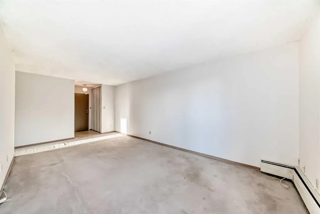 340 14 Avenue SW, #401