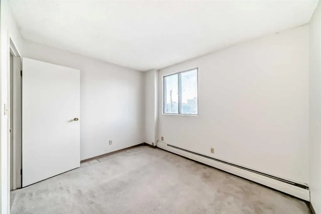 340 14 Avenue SW, #401