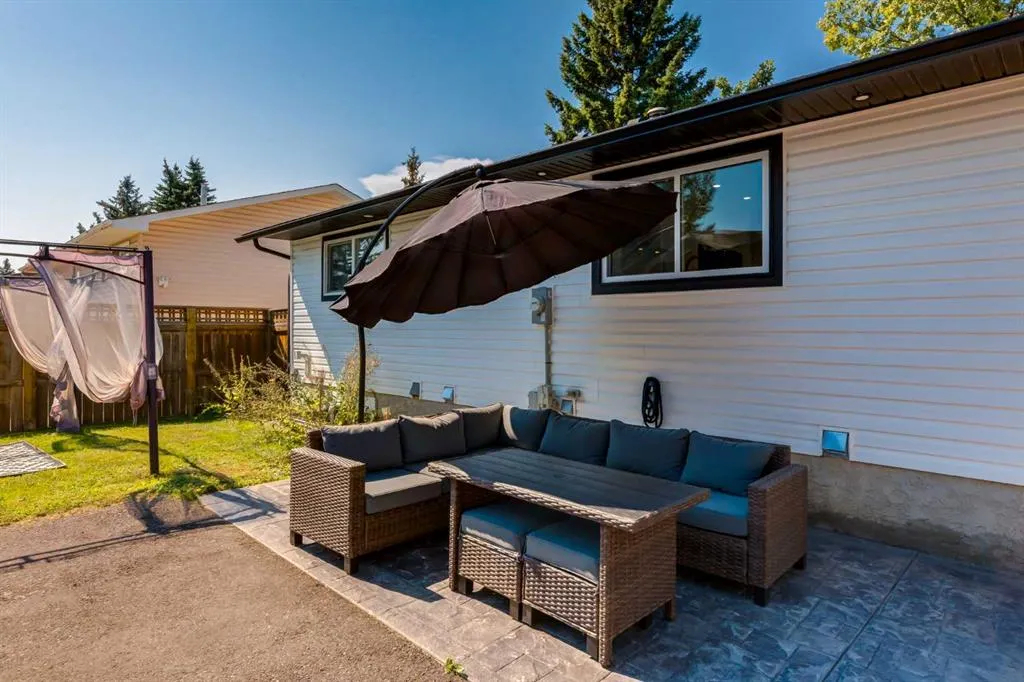 392 Cantrell Drive SW
